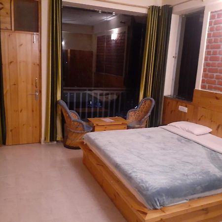 White Water Inn Mcleodganj Dharamshala Esterno foto